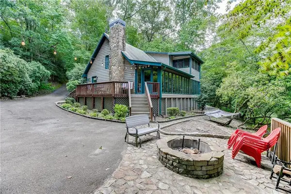 88 Riverwood Lane, Ellijay, GA 30536