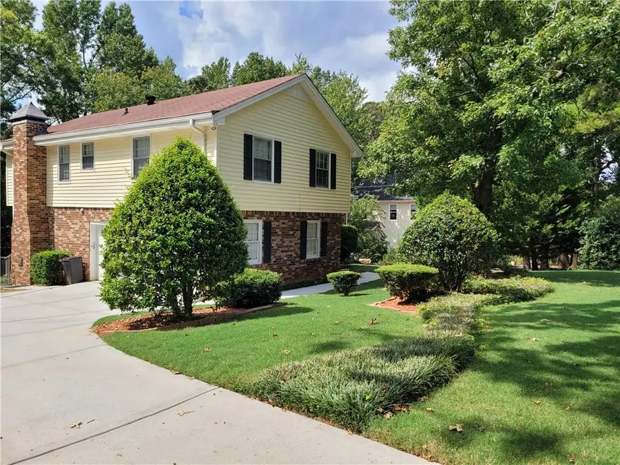 786 John Alden Road, Stone Mountain, GA 30083 - Image #3
