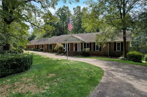 3250 Old Mill Trace Se, Marietta, GA 30067