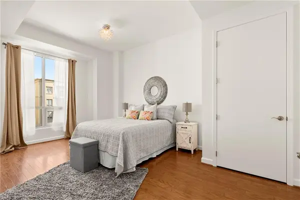 711 Cosmopolitan Drive Ne #300, Atlanta, GA 30324