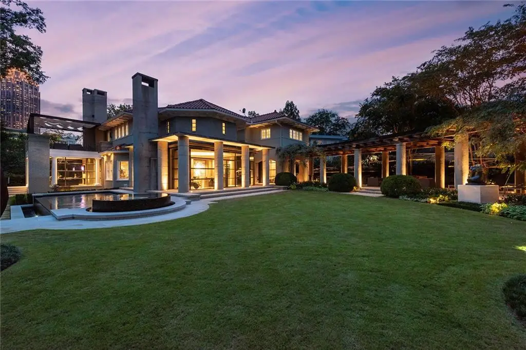 63 Peachtree Circle Ne, Atlanta, GA 30309 - Image #1