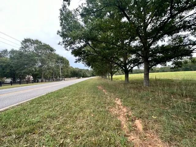 1470 Lee Peters Road, Loganville, GA 30052 - Image #2