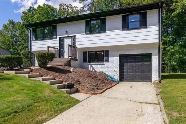 10621 Eagle Drive, Jonesboro, GA 30238