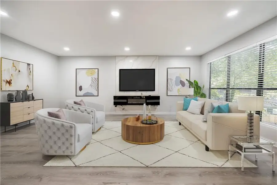 1039 Mariners Court, Stone Mountain, GA 30083 - Image #2