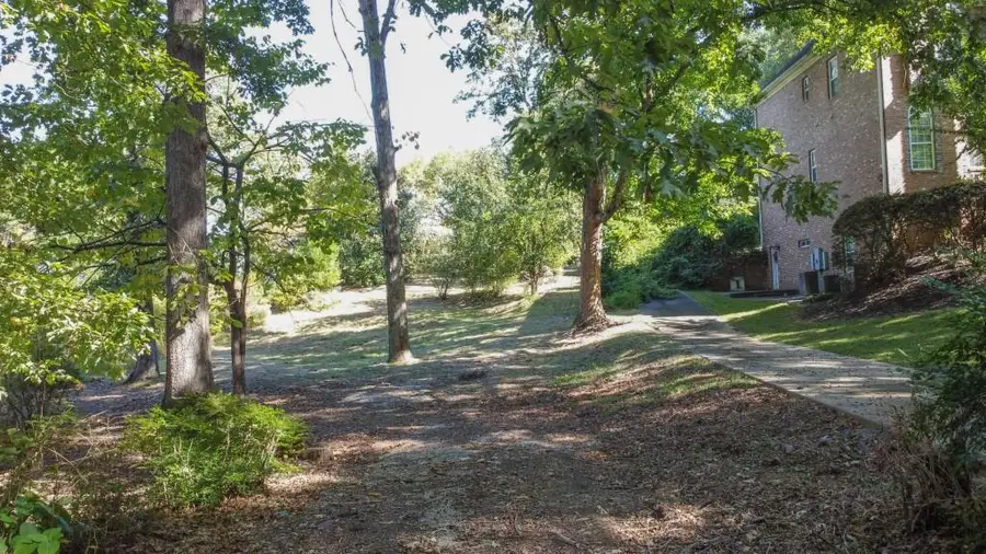 1212 Windsor Parkway, Brookhaven, GA 30319 - Image #2