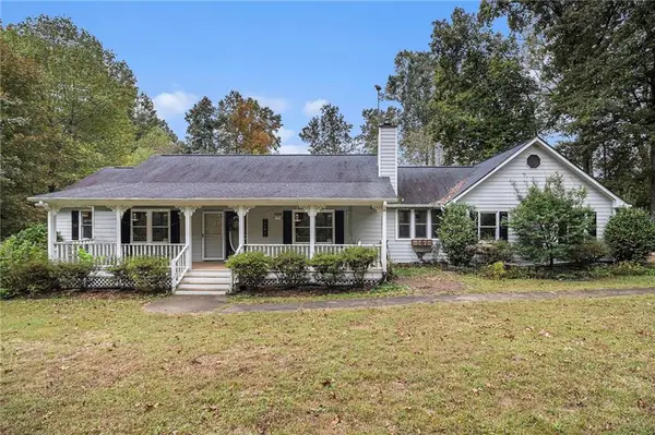 3968 S Apple Valley Road, Commerce, GA 30529