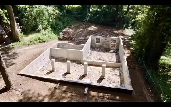 2034 Arlington Circle Nw, Atlanta, GA 30318