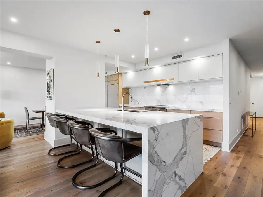 2660 Peachtree Road Nw #6H, Atlanta, GA 30305 - Image #2