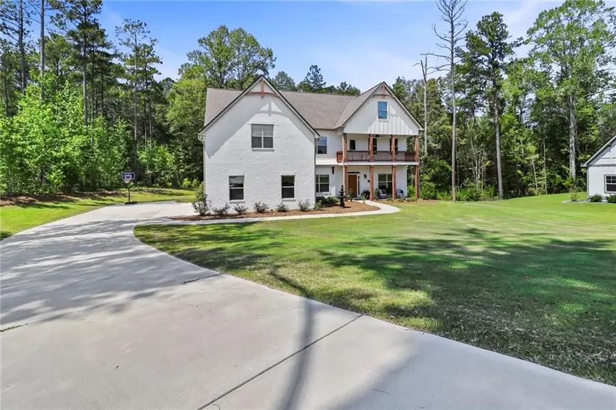 165 Durham Esates Drive, Sharpsburg, GA 30277 - Image #3