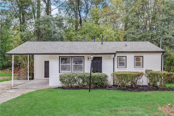 812 Amber Place Nw, Atlanta, GA 30331