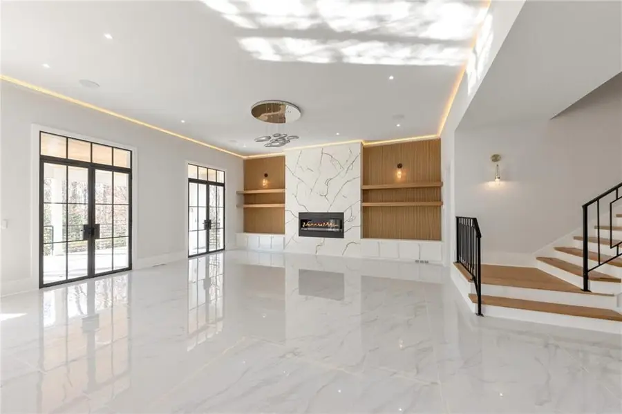 3968 Ashford Dunwoody Road Ne, Brookhaven, GA 30319 - Image #2