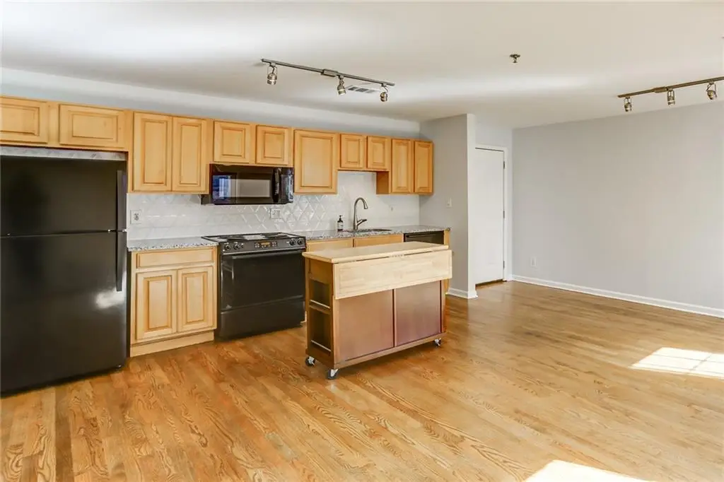 323 8th Street Ne #8, Atlanta, GA 30309 - Image #1