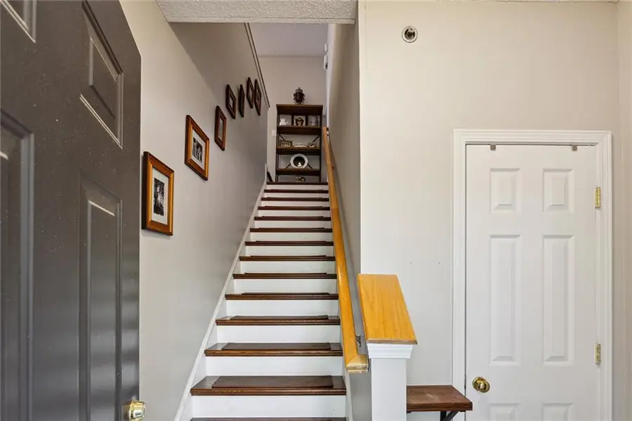 1003 Vinings Forest Lane Se #10, Smyrna, GA 30080 - Image #3