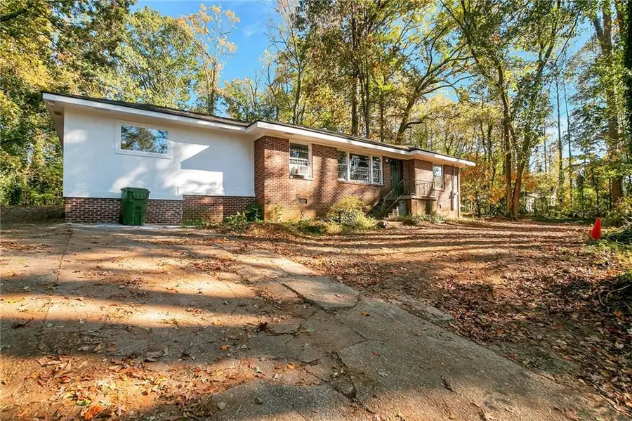2268 Macon Drive Sw, Atlanta, GA 30315 - Image #3