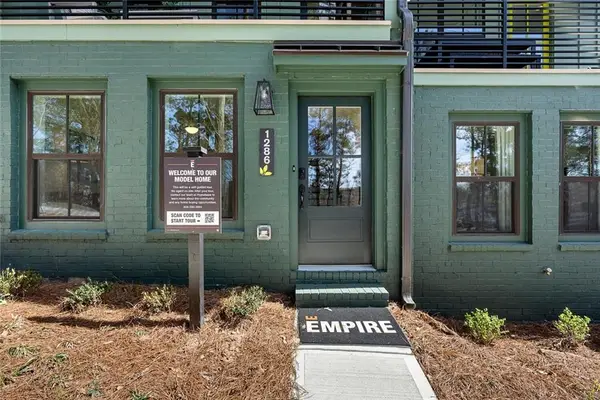 305 Dilbeck Circle #30, Atlanta, GA 30342