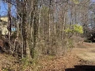 785 Pine Ridge Bend, Stone Mountain, GA 30087