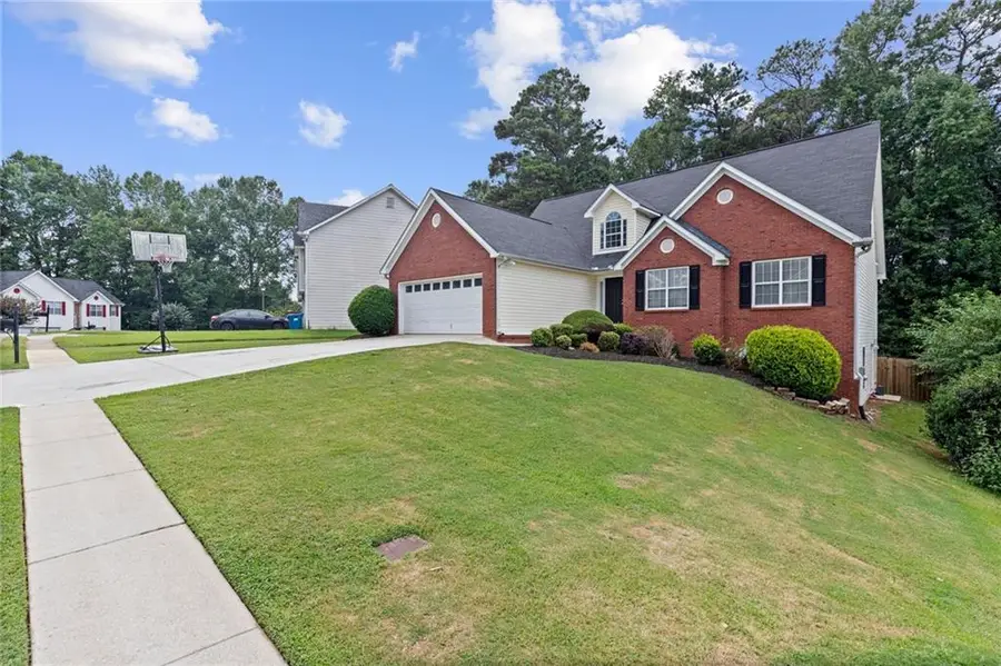 174 Adams Lake Drive, Lawrenceville, GA 30046 - Image #3