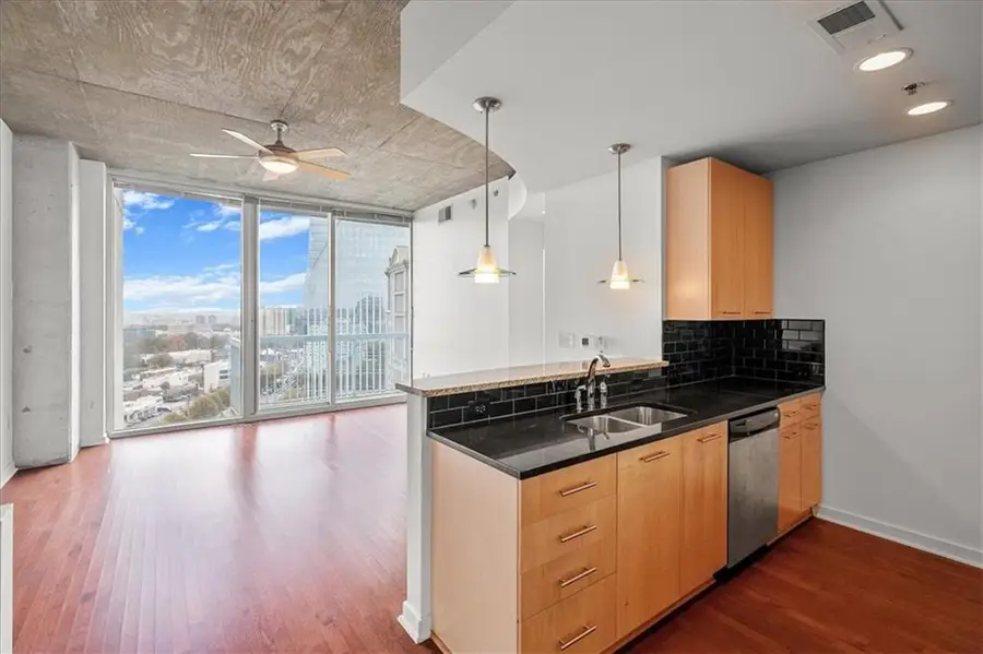 3324 Peachtree Road Ne #1904, Atlanta, GA 30326 - Image #3