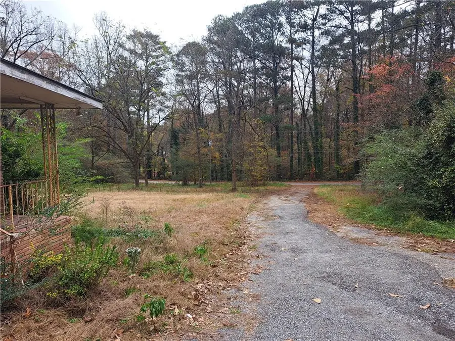 4223 Loveless Drive, Ellenwood, GA 30294 - Image #3