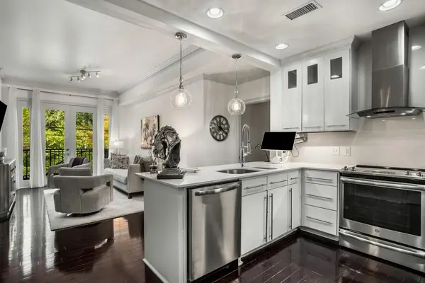 2255 Peachtree Road Ne #323, Atlanta, GA 30309