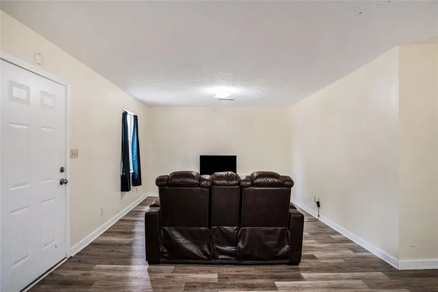 1054 W College Extension, Griffin, GA 30224 - Image #3