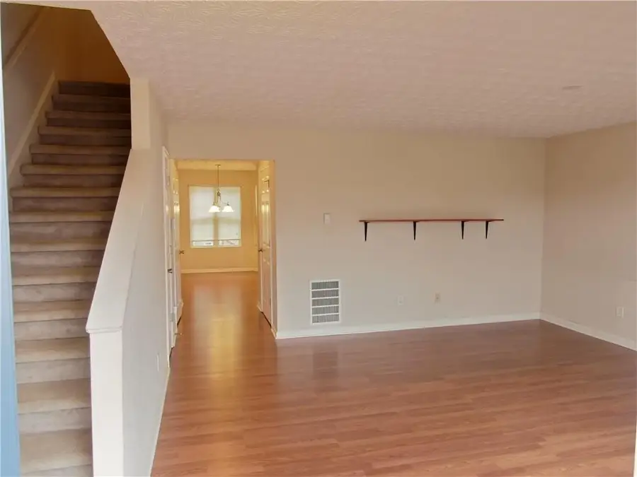 5808 Union Walk Drive, Union City, GA 30291 - Image #3