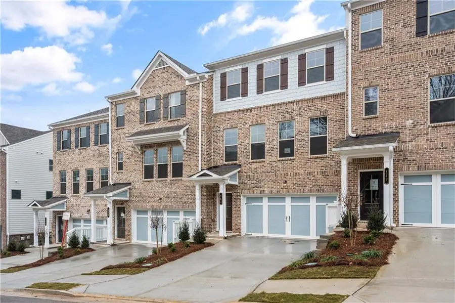 143 Matson Run Sw, Mableton, GA 30126 - Image #2