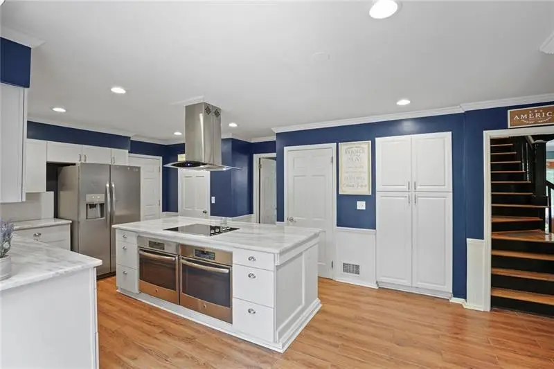 220 Hillswick Court, Atlanta, GA 30328 - Image #3