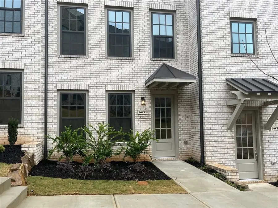 6673 Prelude Drive, Sandy Springs, GA 30328 - Image #2