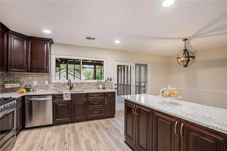 4575 Queen Anne Court Se, Mableton, GA 30126 - Image #2