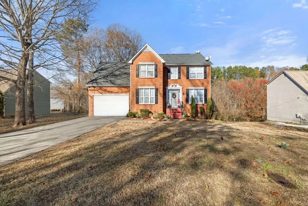 6894 Breeze Drive, Stone Mountain, GA 30087 - Image #1