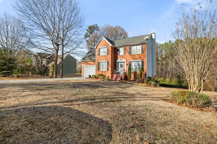 6894 Breeze Drive, Stone Mountain, GA 30087 - Image #2