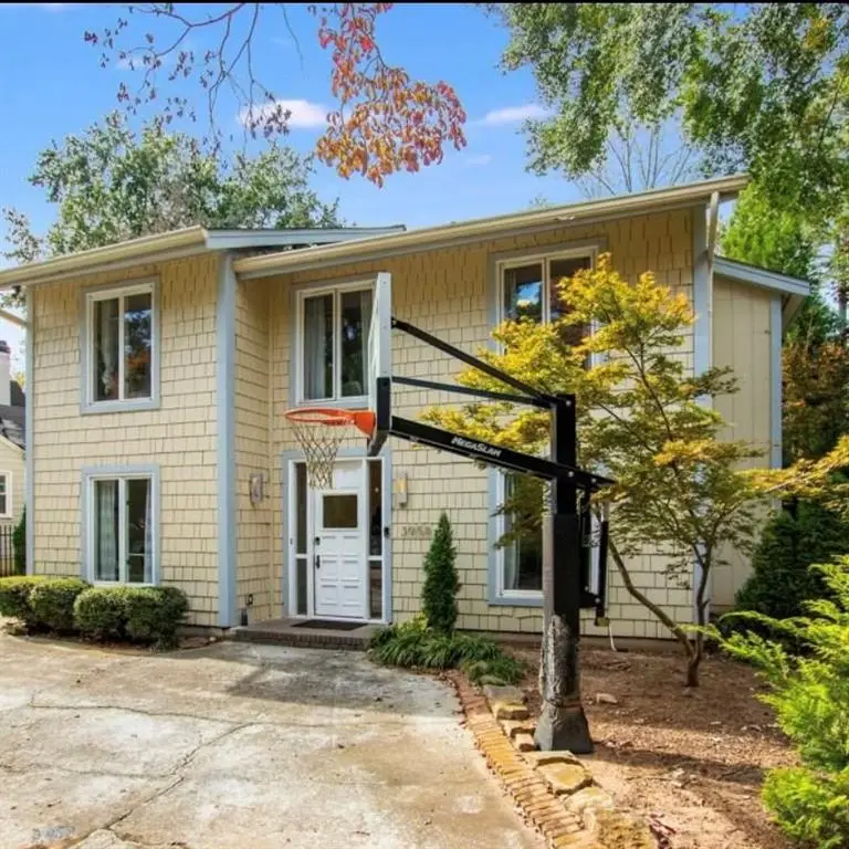 3958 N Stratford Road Ne, Atlanta, GA 30342 - Image #1