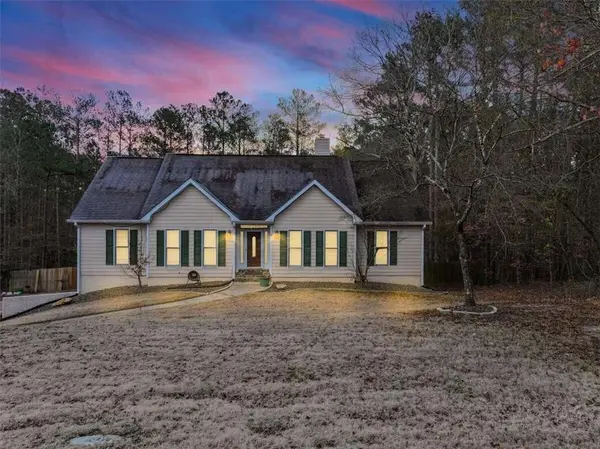 195 Blackberry Run, Fayetteville, GA 30214