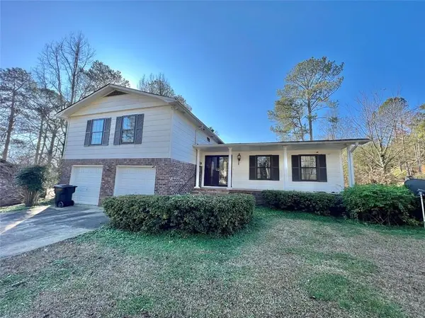 1217 Country Pine Drive, Ellenwood, GA 30294