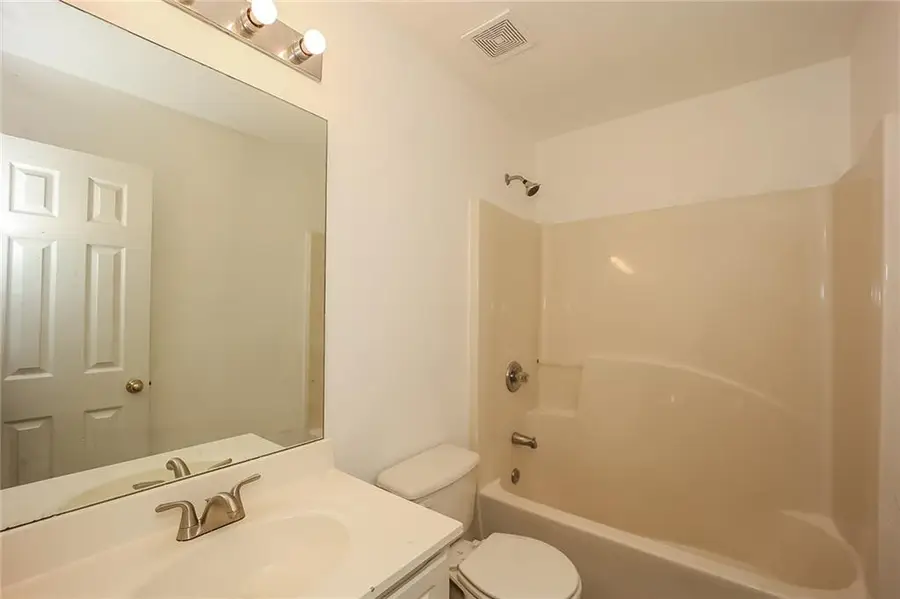 4806 Enclave Drive, Union City, GA 30291 - Image #3