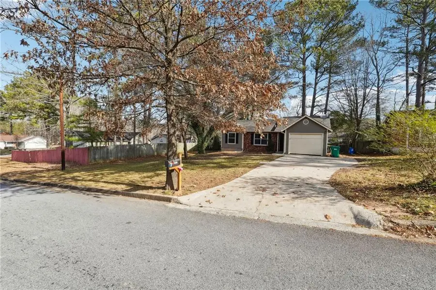 10302 Briarbay Drive, Jonesboro, GA 30238 - Image #2