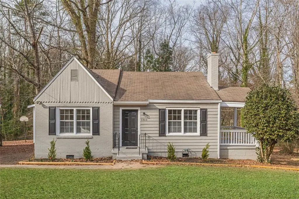 1303 Lockhaven Circle Sw, Atlanta, GA 30311 - Image #1