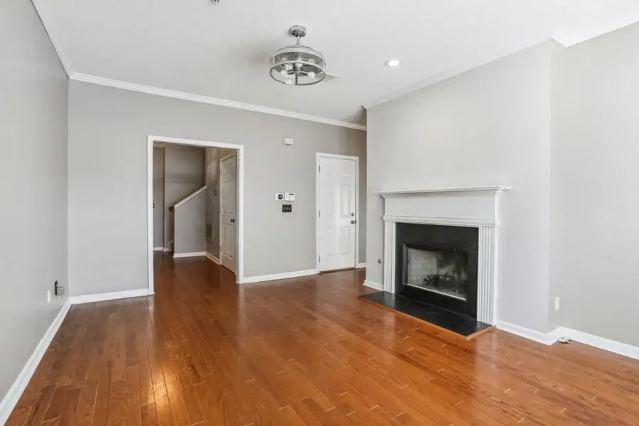 906 Vinings Forest Lane, Smyrna, GA 30080 - Image #3