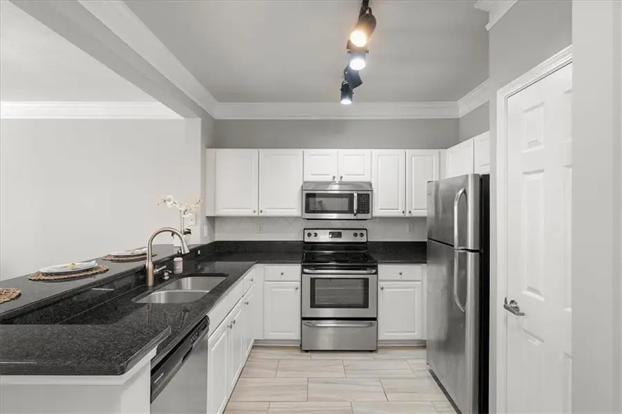 1850 Cotillion Drive #1316, Dunwoody, GA 30338 - Image #2