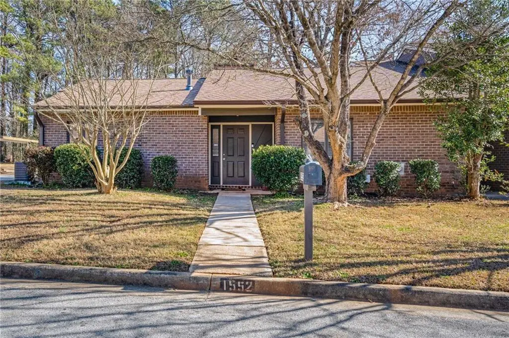 1552 Stoneleigh Way, Stone Mountain, GA 30088 - Image #1