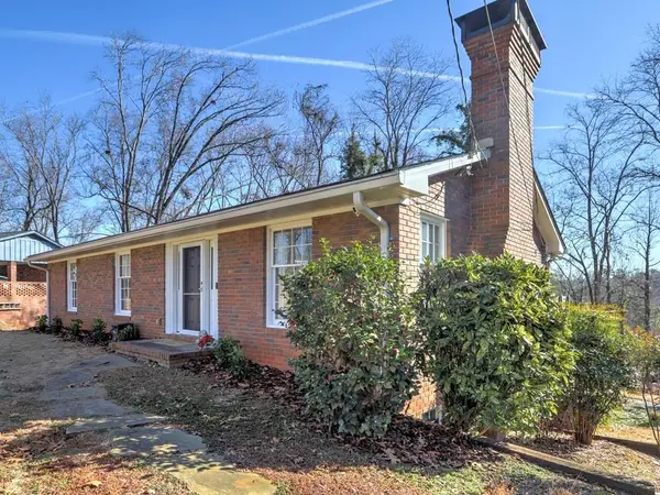 2876 Summit Ridge Drive, Marietta, GA 30066