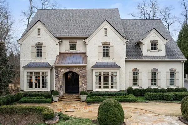 1540 Soaring Hawk Point, Atlanta, GA 30339