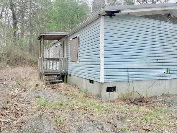 58 Apple Lane Nw, White, GA 30184