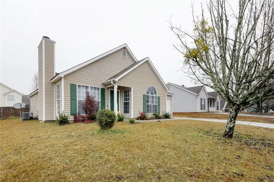 437 Eagles Nest Way, Riverdale, GA 30274 - Image #2