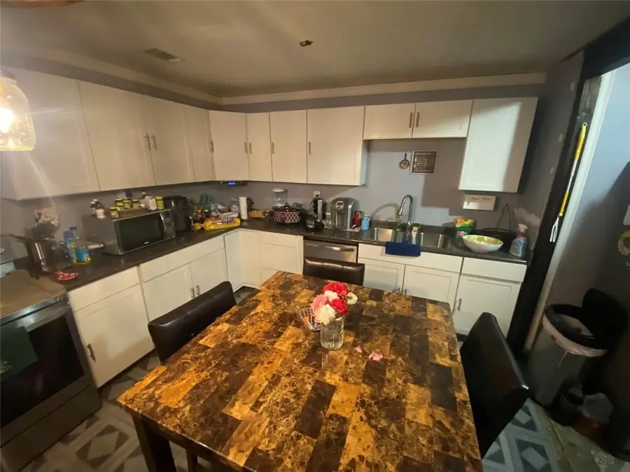 1356 Roderick Road, Mobile, AL 36618 - Image #3