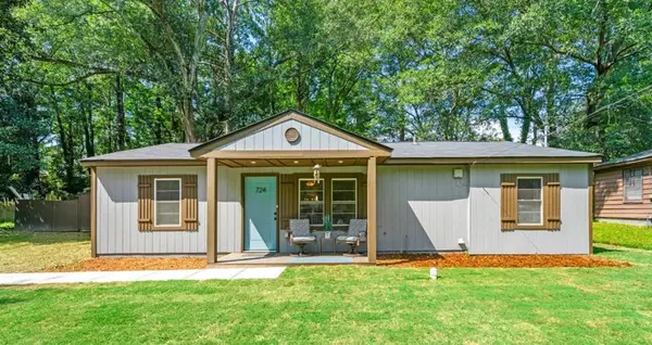 724 Commodore Drive Nw, Atlanta, GA 30318