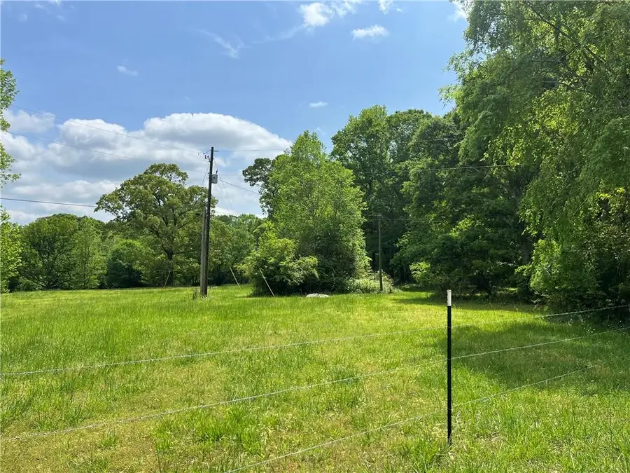 121 Carver Drive, Jefferson, GA 30549 - #2