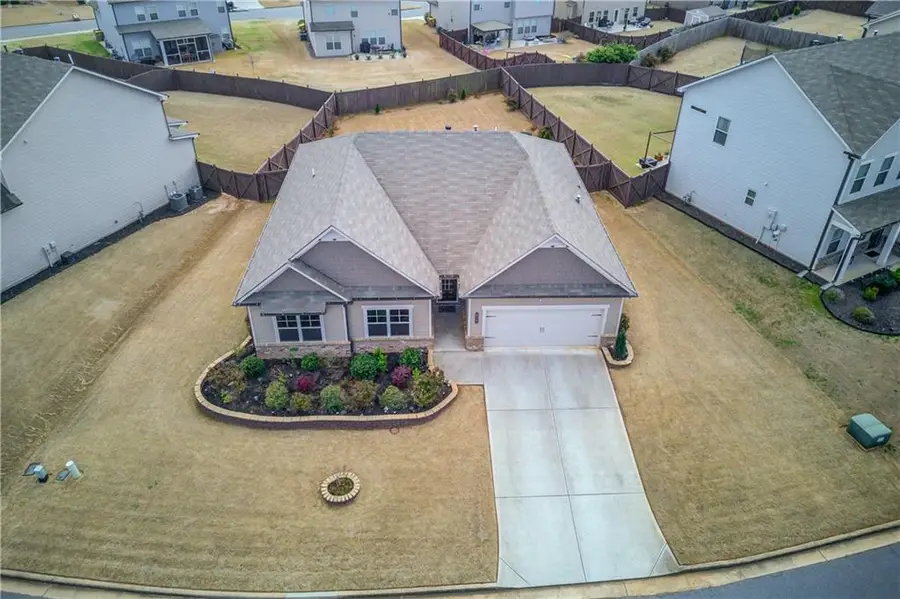 215 Brighton Park Circle, Hoschton, GA 30548 - Image #2