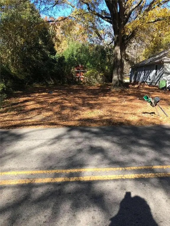 1017 W Broad Street W, Griffin, GA 30223